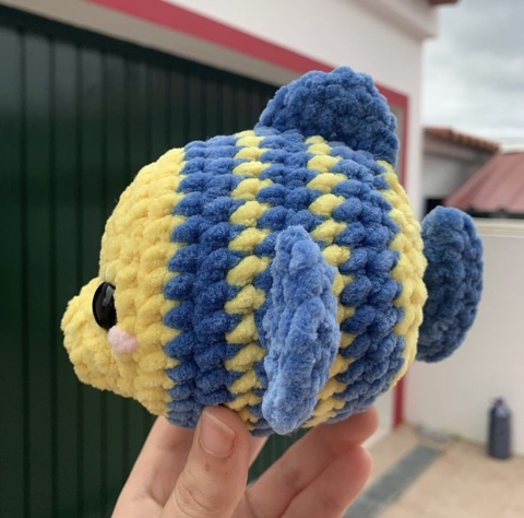 Artist bunny crochet plushie - cuteelittlecreations's Ko-fi Shop