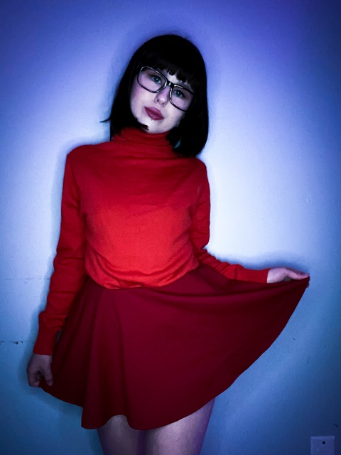 Velma Cosplay - Photo Shoot - Lydia @ Dorkalicious's Ko-fi Shop