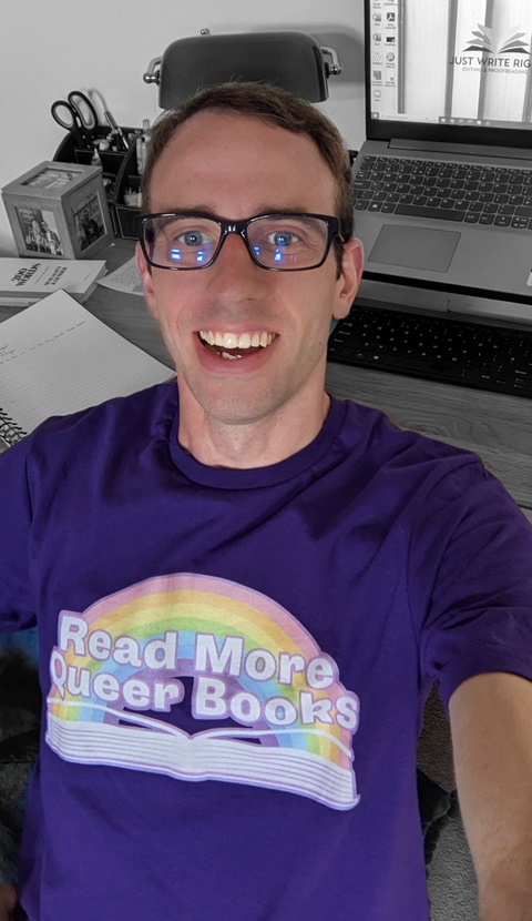 Read more queer books!