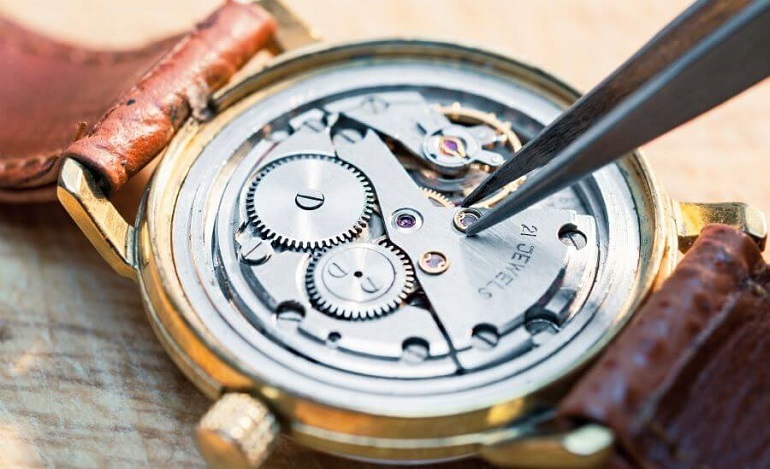 Sửa đồng hồ uy tín HCM có thể sửa những gì