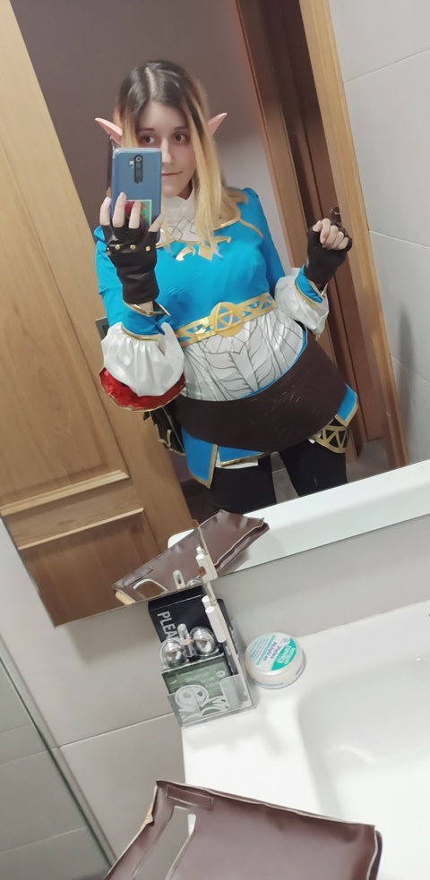 Zelda Cosplay is here! 