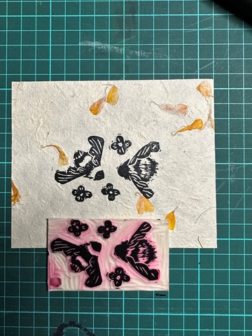 Bumble bee Lino print 