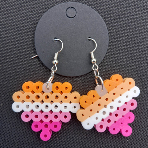 Lesbian Pride Earrings - Mève's Art and Apparel's Ko-fi Shop - Ko-fi ️ ...