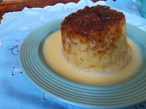 Steamed Treacle Pudding 