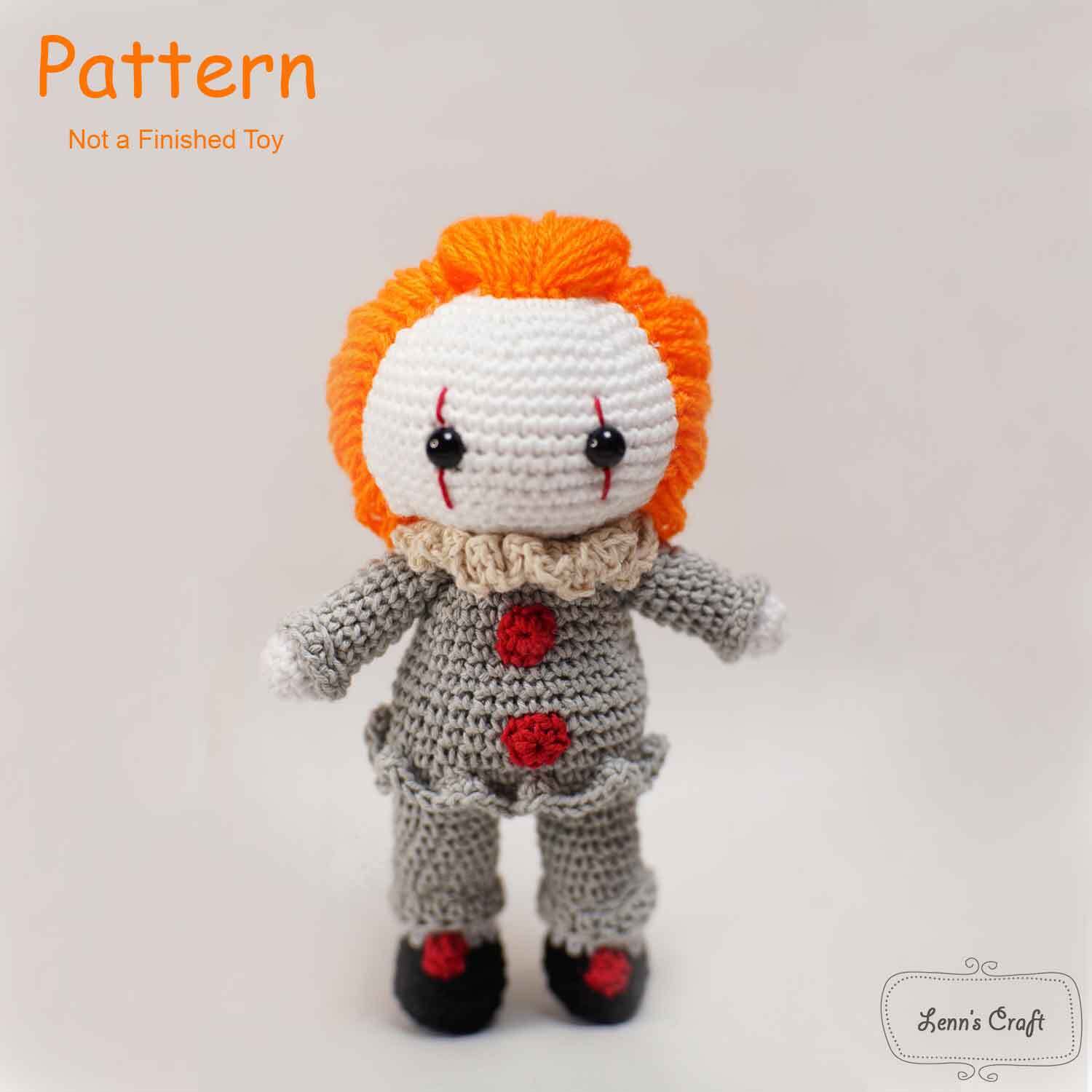 Easy crochet pattern. plush pattern Amigurumi toys. Cute crochet pattern.  Velvet yarn toys