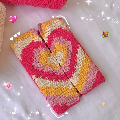 Crochet Louis Vuitton Inspired - LLBC Small Pouch - Lovely Loops by  Christine's Ko-fi Shop - Ko-fi ❤️ Where creators get support from fans  through donations, memberships, shop sales and more! The