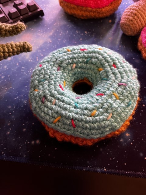 Light blue donut amigurumi - Muffnbuttn's Ko-fi Shop - Ko-fi ️ Where ...