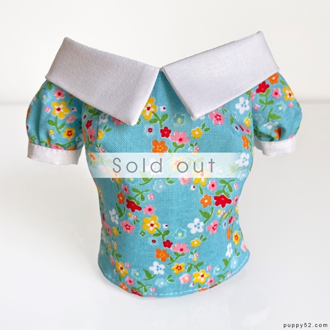 Turquoise with floral blouse has sold out!