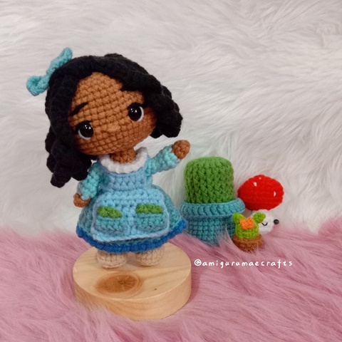 Little Julieta Amigurumi Pattern - Amigurumae's Ko-fi Shop - Ko-fi ️ 