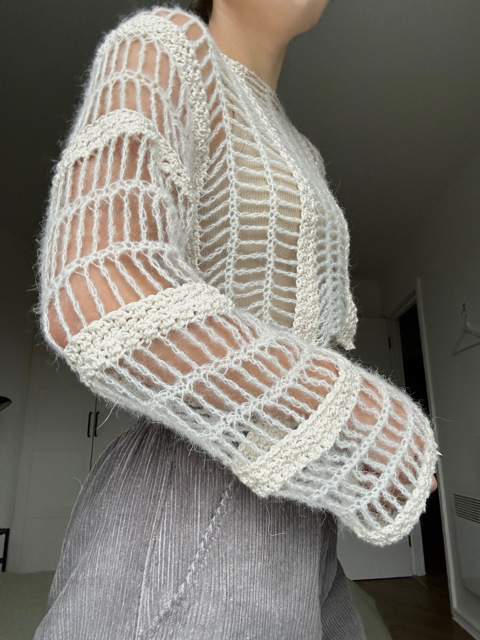 Crochet Cropped Long Sleeve Shrug Pattern - Kenikse