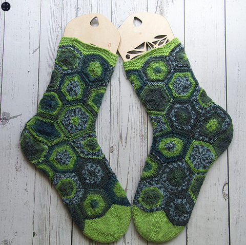  Hexagons Socks (Design: Kirsten Hall)