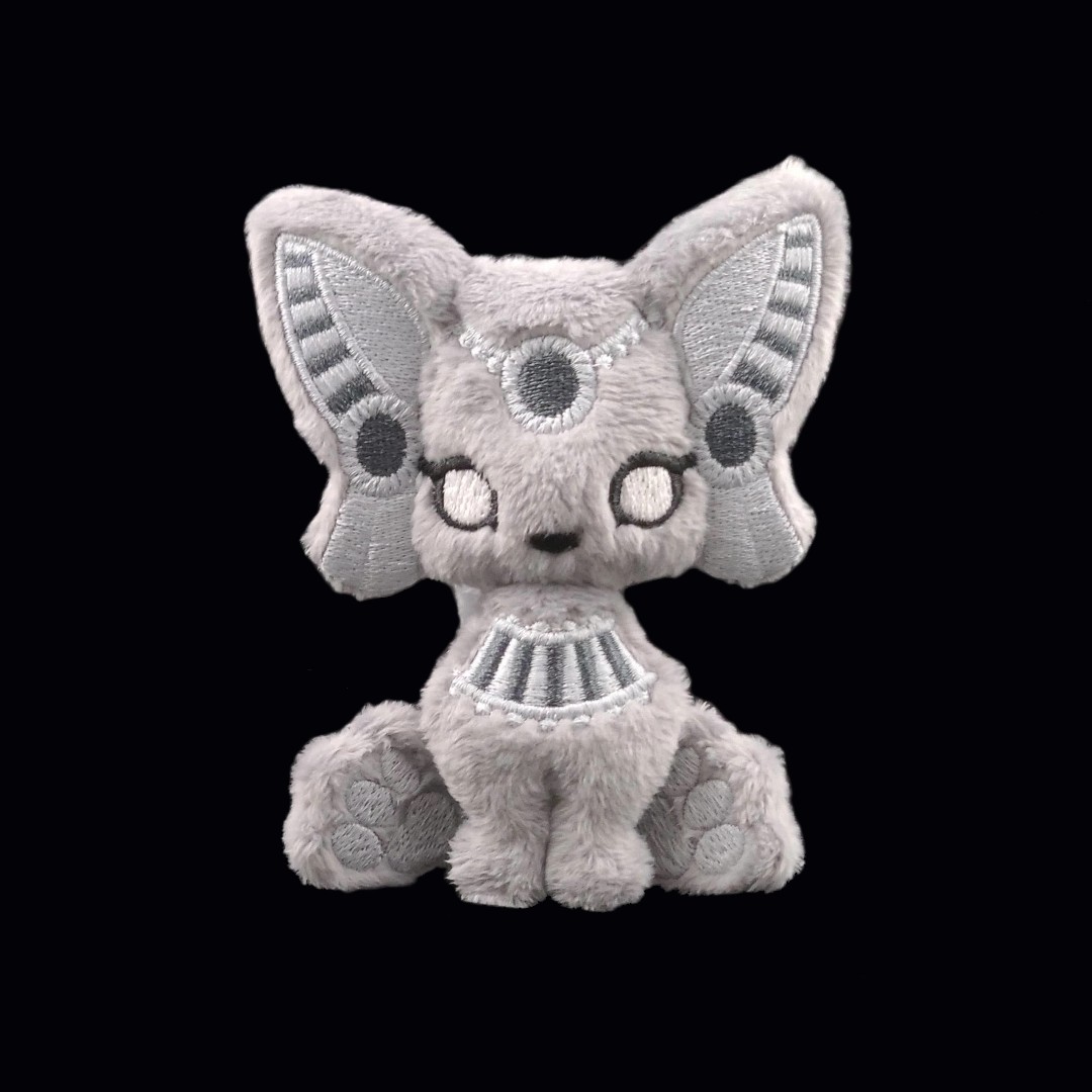 Bastet sitting plush in silver - Dragon's Eye Designs's Ko-fi Shop - Ko ...