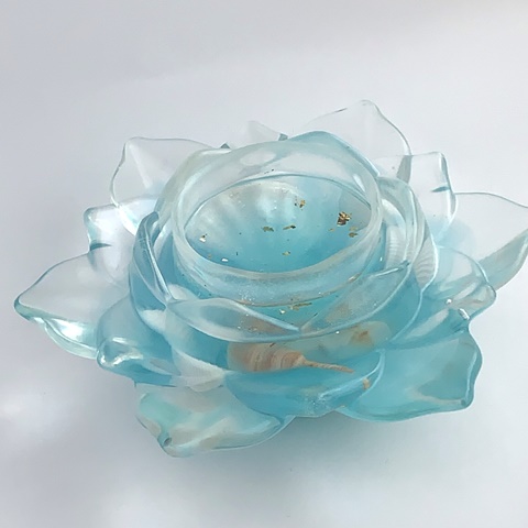 Seascape lotus tealight holder 