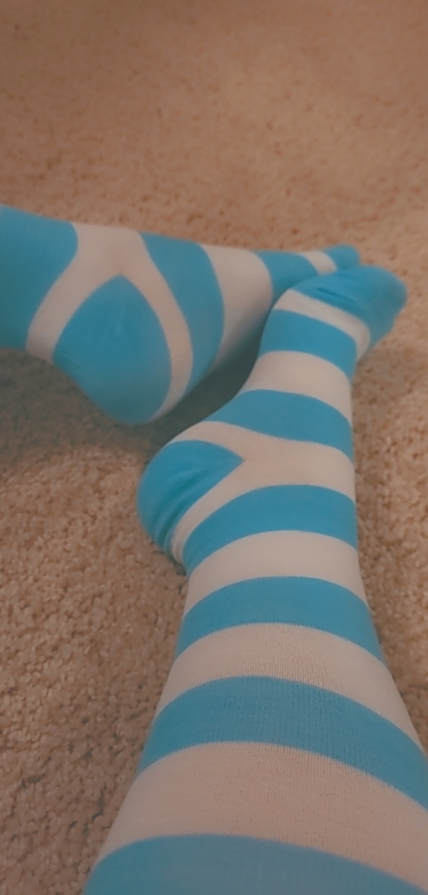 Striped socks 💙