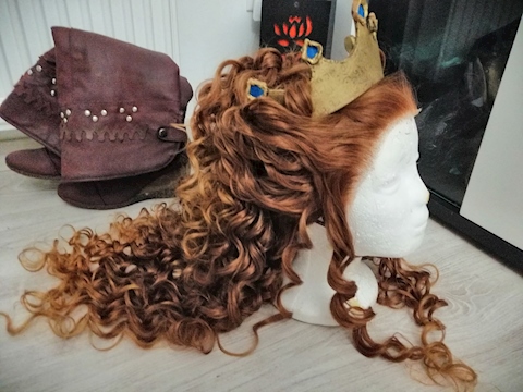 Anna Henrietta wig