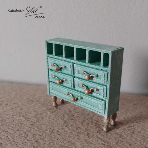 Miniature - Mint cabinet 2