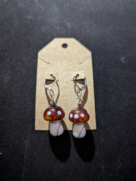 Brown Mushroom Earrings - Sol's Ko-fi Shop - Ko-fi ️ Where creators get ...